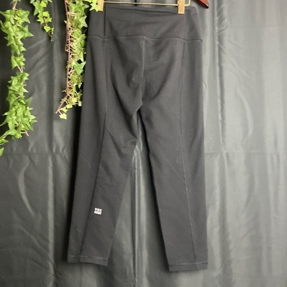 Victoria's Secret Pants - Victoria Secret sport Yoga pants 💕​